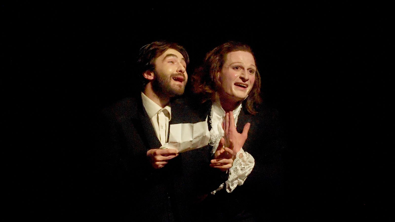 César ou le poète amoureux/WhatsApp_Image_2023-05-24_at_20.14.57-67dd3926a80012.25751156.jpg